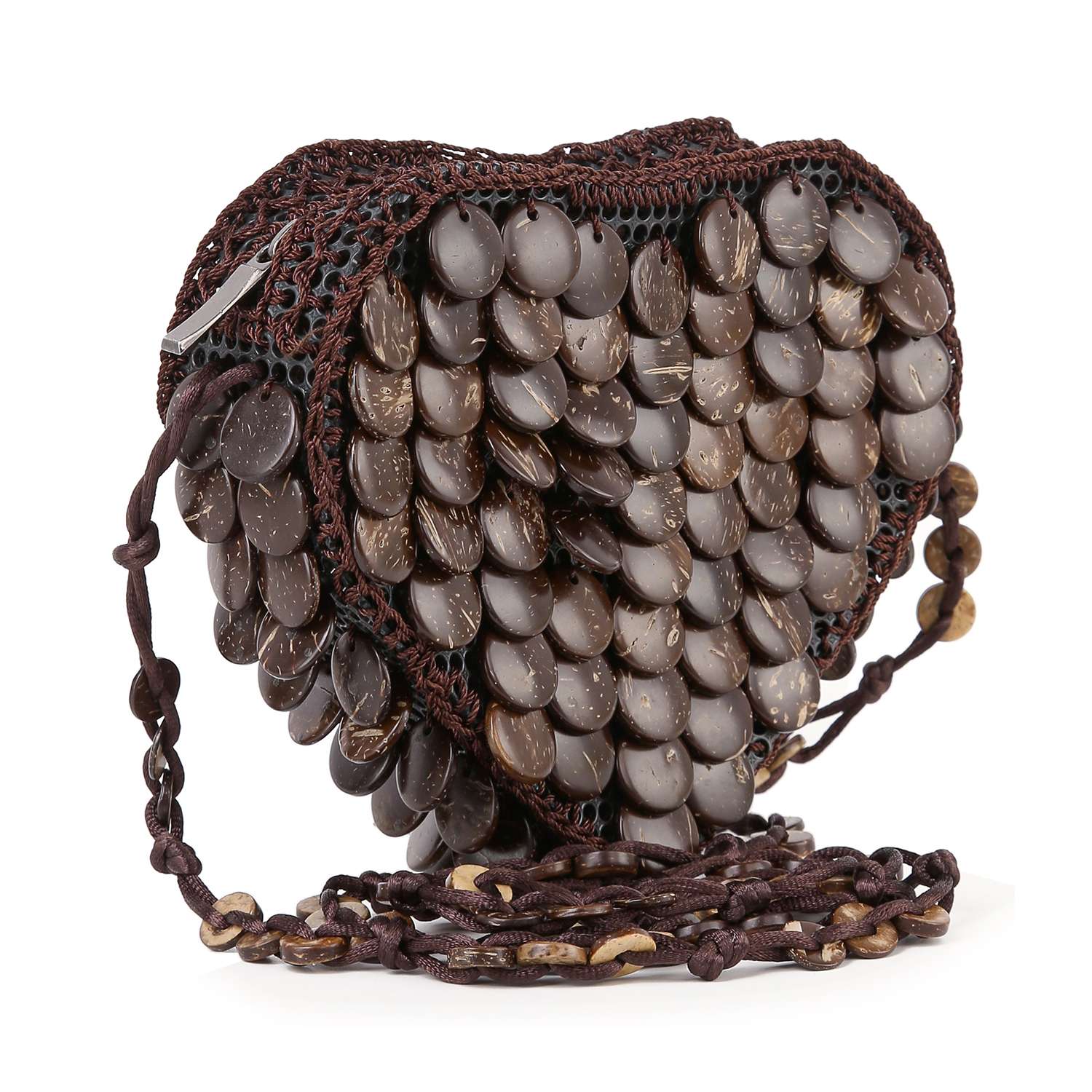 The Heart Design Decorative Evening Bag features a heart shape, crafted from faux wooden discs and brown woven fiber with a braided strap. Its textured, natural look and unique design make it perfect for any free-spirited style.